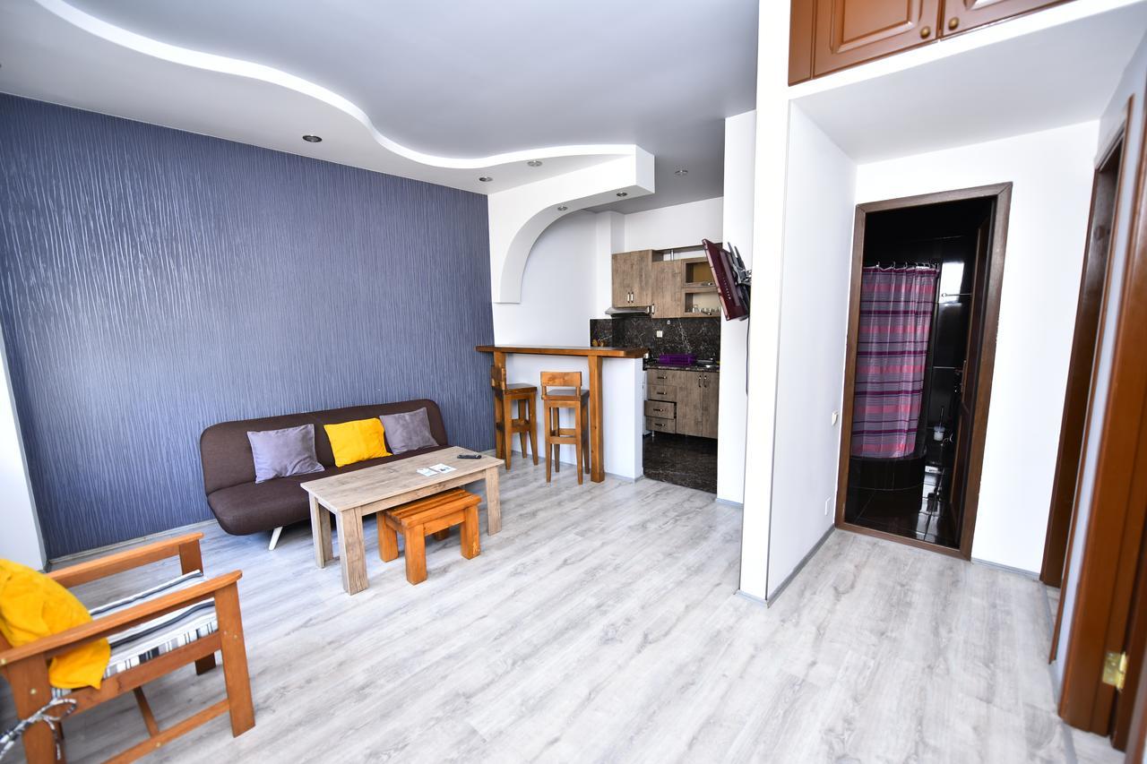 Hotel Phaliashvili Batumi Ngoại thất bức ảnh