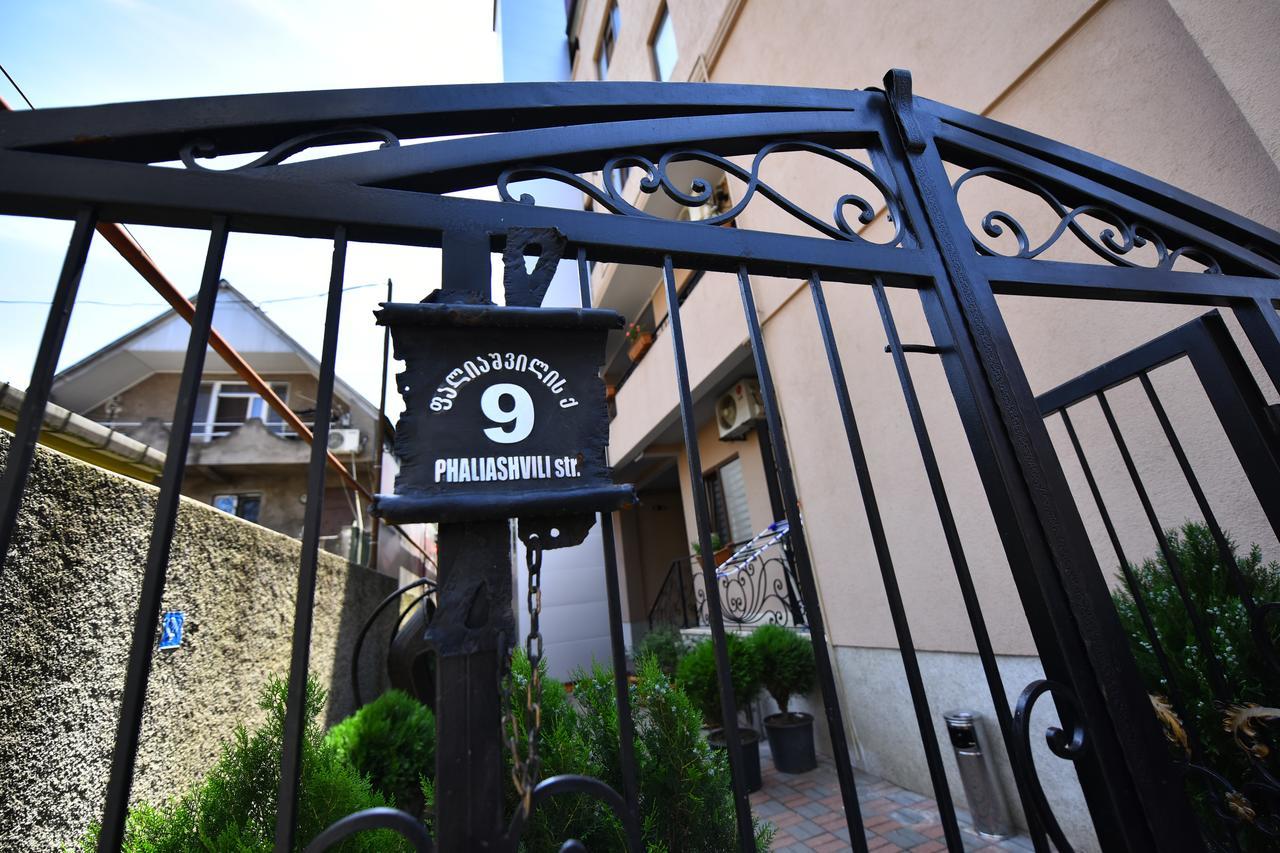 Hotel Phaliashvili Batumi Ngoại thất bức ảnh