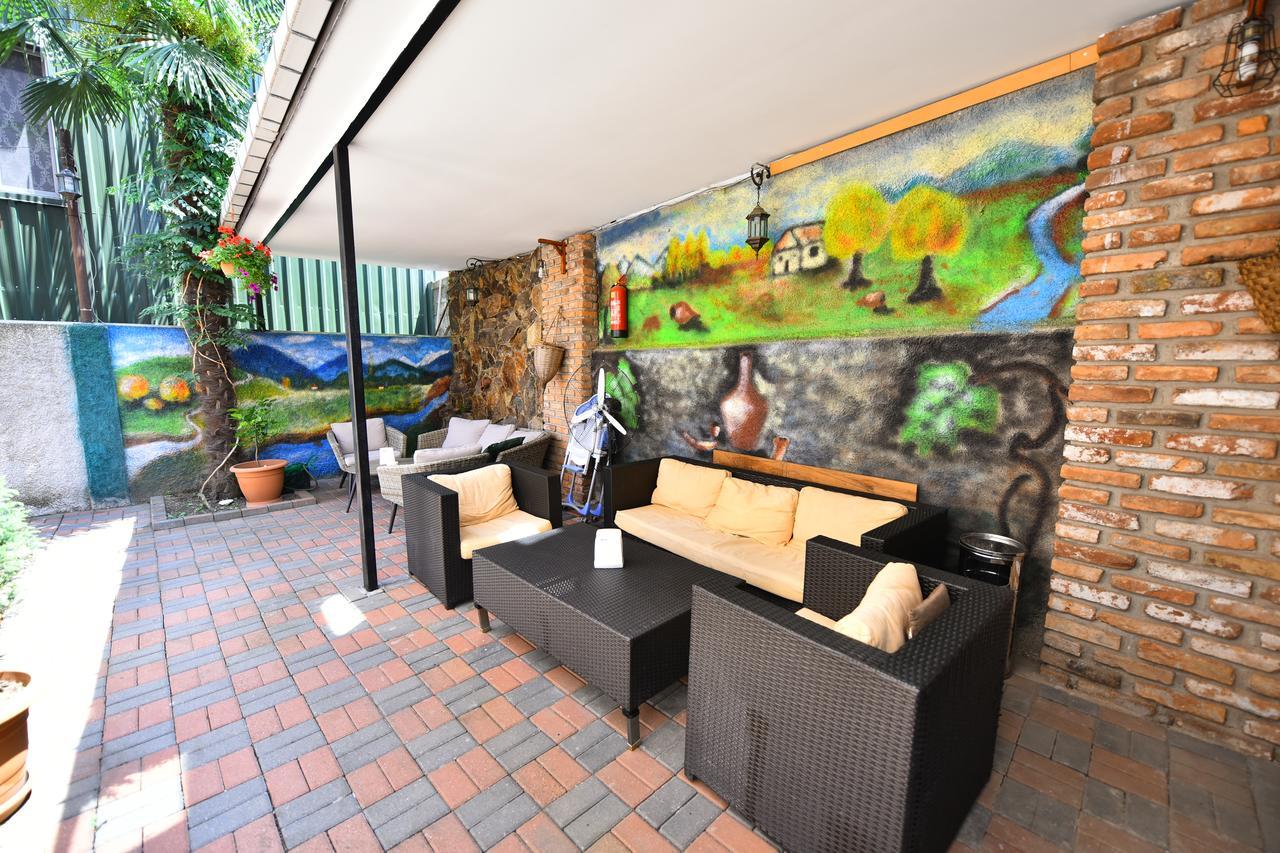 Hotel Phaliashvili Batumi Ngoại thất bức ảnh