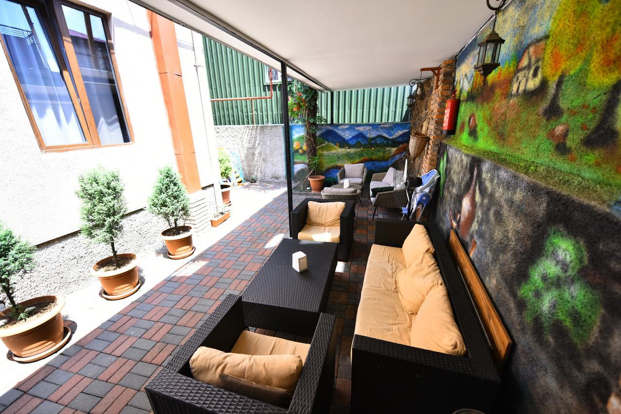 Hotel Phaliashvili Batumi Ngoại thất bức ảnh