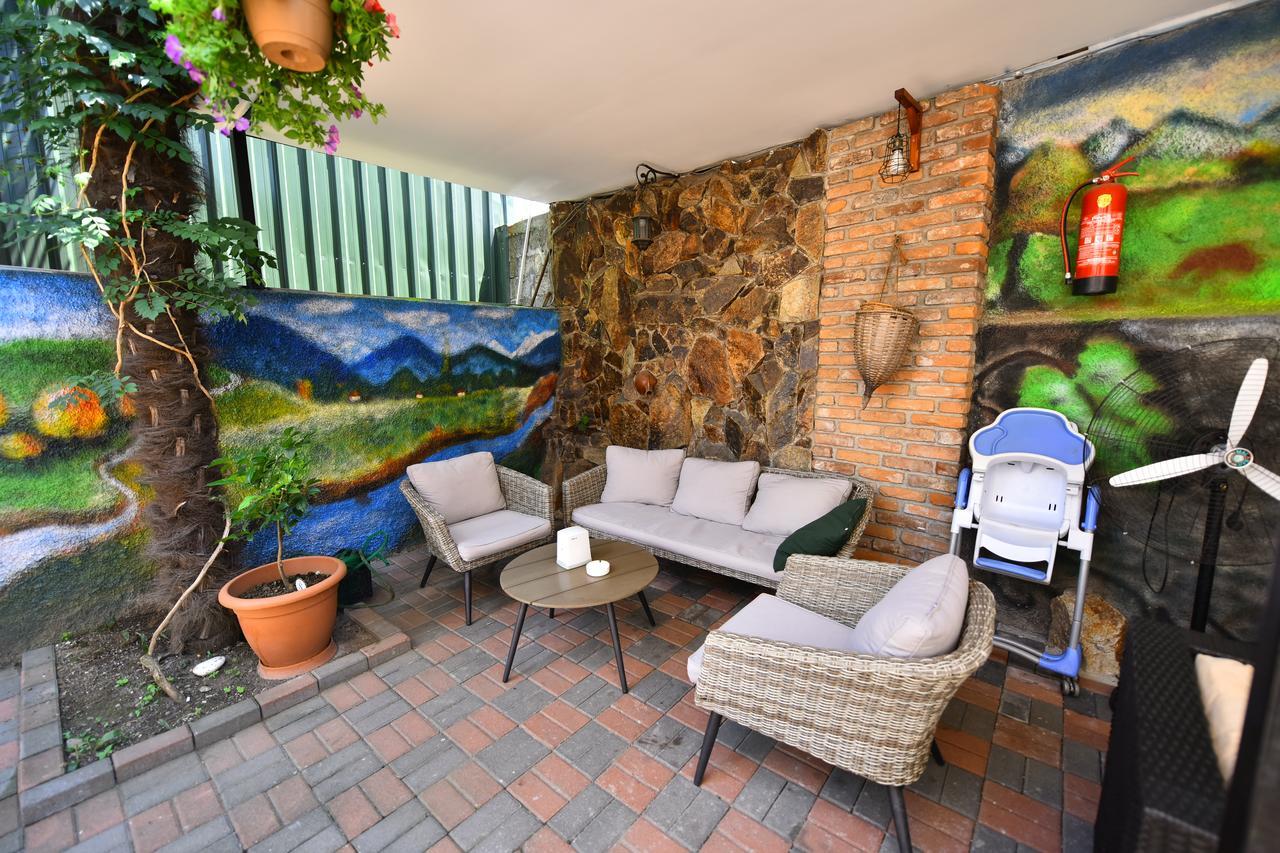 Hotel Phaliashvili Batumi Ngoại thất bức ảnh