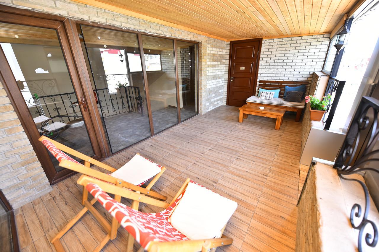 Hotel Phaliashvili Batumi Ngoại thất bức ảnh